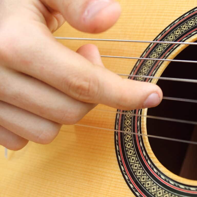 poor finger resting position | right hand fingerpicking technique | Learn Fingerpicking