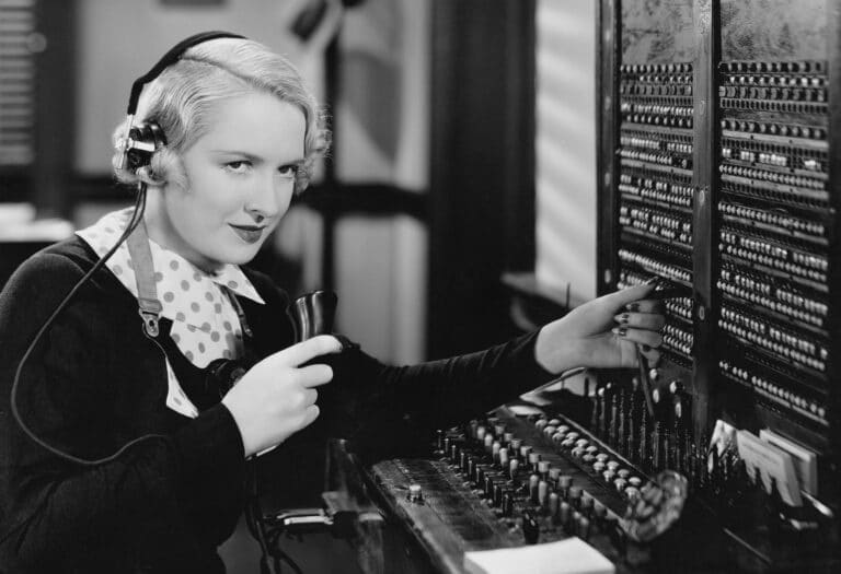 get in touch with learnfingerpicking.com | contact form